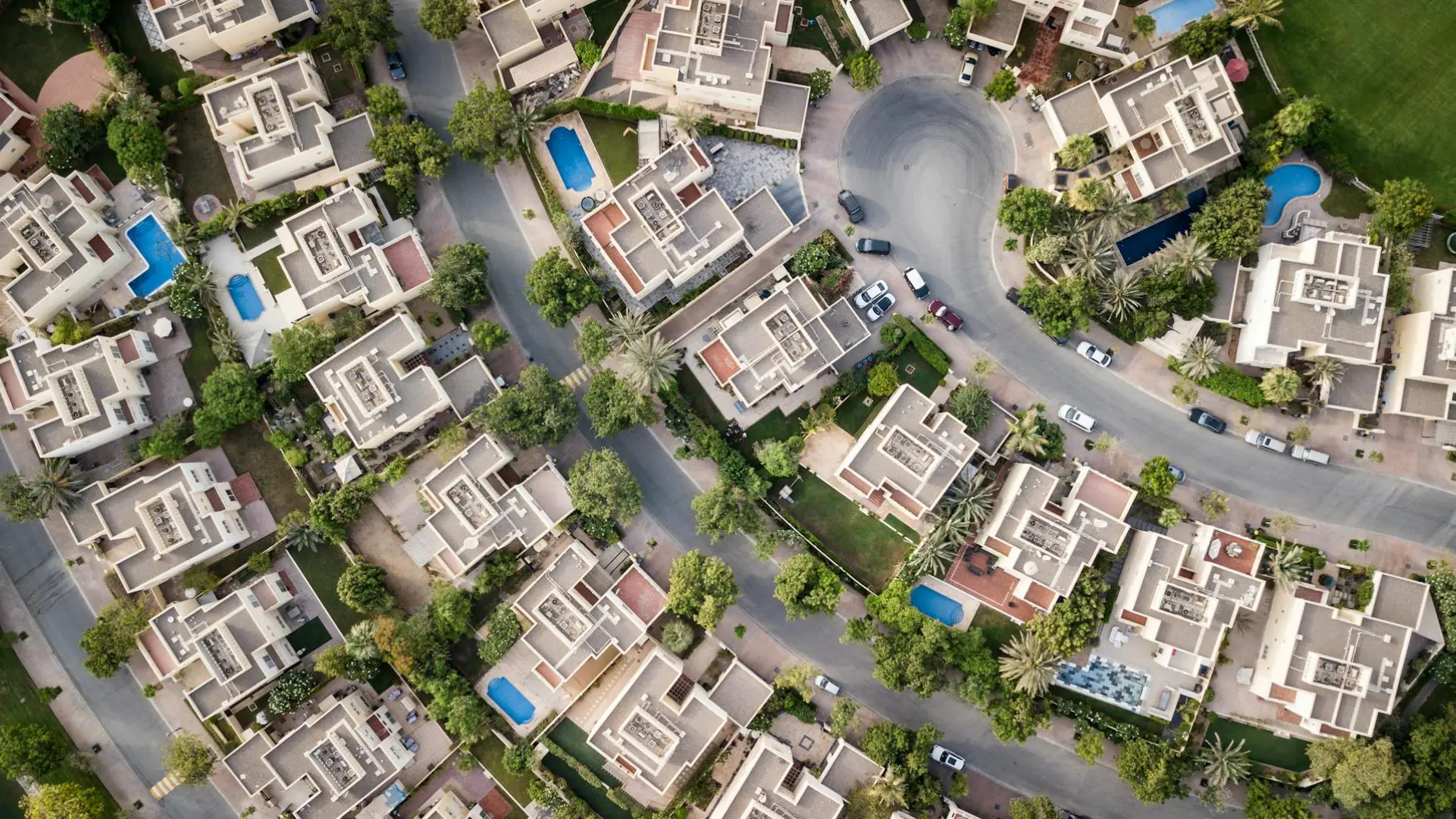 Why School Districts Drive Up Home Sales in Dubai