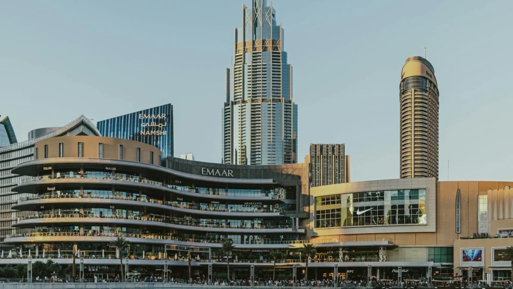 What is Dubai doing right to attract Billionaire investors to the city?