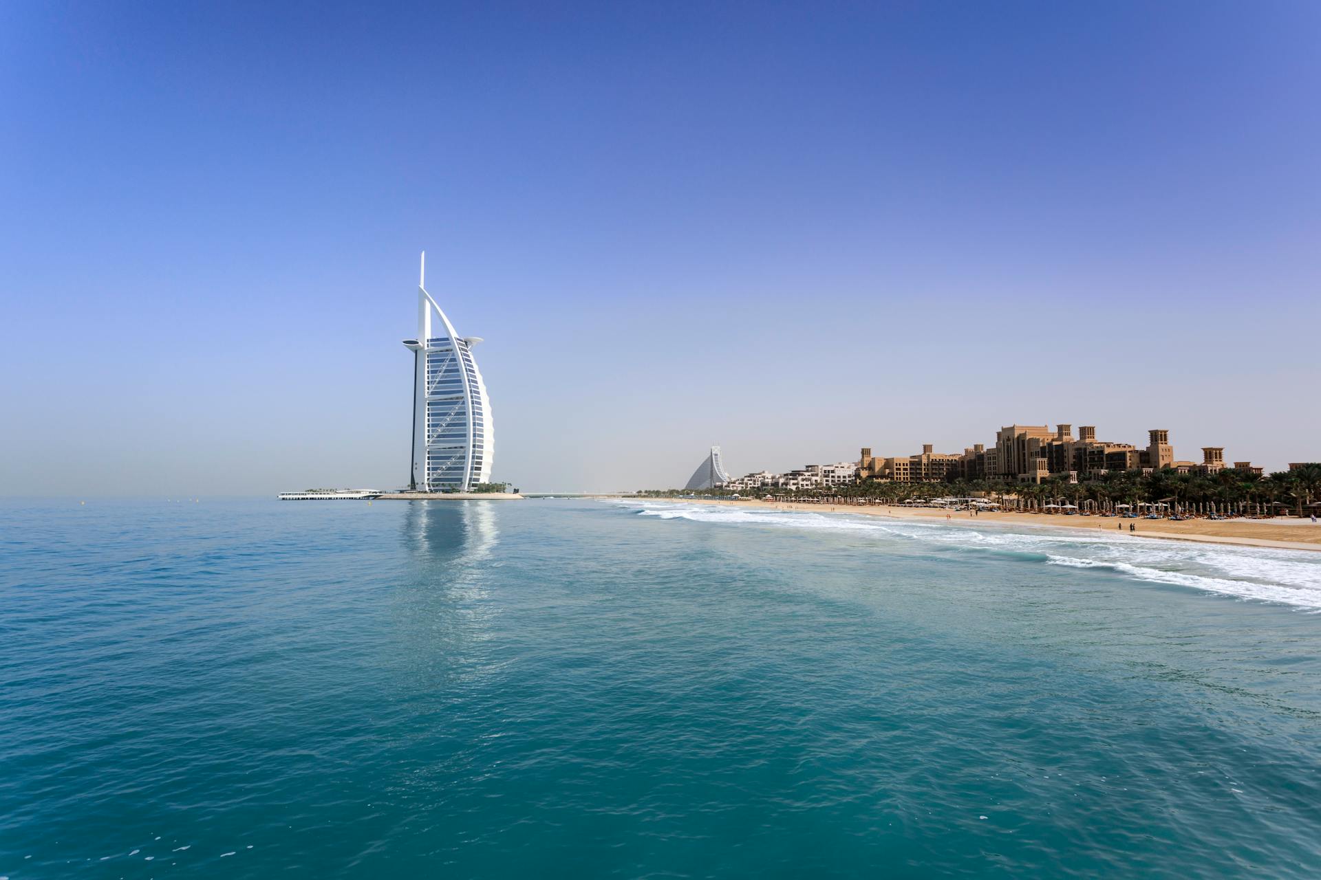Rising Temperatures & Shifting Lifestyles: How Summer 2025 Is Changing Daily Life in Dubai