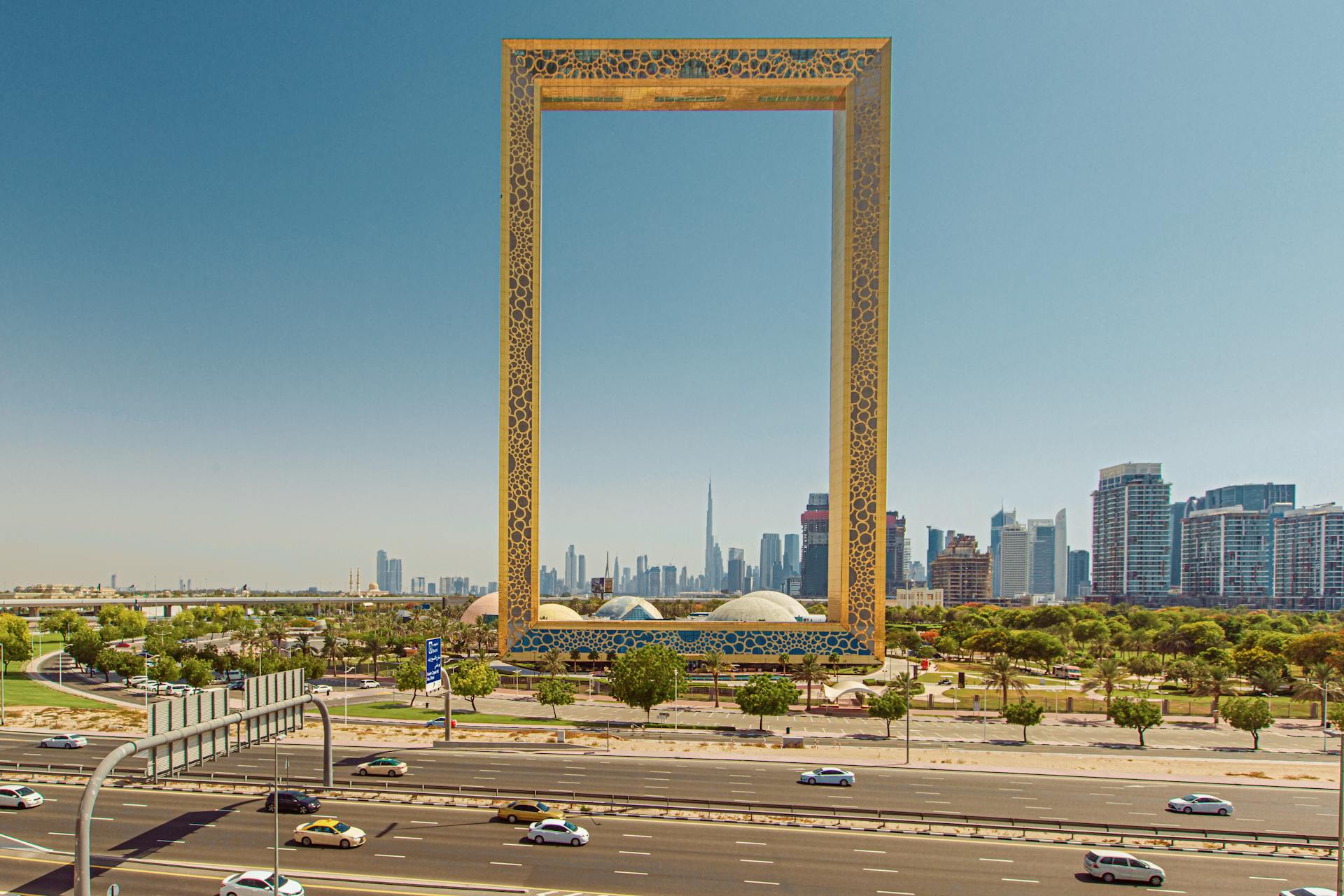 Rising Temperatures & Shifting Lifestyles: How Summer 2025 Is Changing Daily Life in Dubai